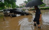 Trăm con đường ở Bắc Kinh biến thành sông vì mưa kỷ lục