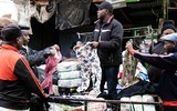 Chùm ảnh chợ quần áo cũ khổng lồ ở Kenya 