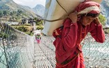 Chùm ảnh làm giấy độc đáo ở Nepal 