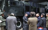 Chùm ảnh ông Kim Jong Un thị sát các nhà máy sản xuất vũ khí lớn
