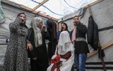 Chùm ảnh đám cưới giữa chiến sự ở Gaza