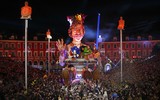 Chùm ảnh lễ hội hóa trang lung linh tại Pháp