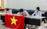 Đội Việt Nam thẳng tiến vào tiền tứ kết cuộc thi tranh biện lớn nhất thế giới