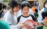 Học sinh Hà Nội hào hứng trong ‘Ngày hội đổi sách’