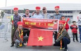 Hàng nghìn cổ động viên 'tiếp lửa' cho tuyển Việt Nam trước trận đấu Iraq