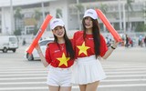 Hàng nghìn cổ động viên 'tiếp lửa' cho tuyển Việt Nam trước trận đấu Iraq