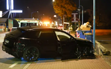 Balotelli cầm lái, siêu xe Audi Q8 biến dạng, văng bánh trước