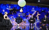 Bạn gái Ronaldo 'chiếm sóng' tại lễ trao giải Globe Soccer Awards