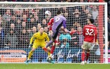  Thua Liverpool phút 99, ông chủ Nottingham ‘hỏi tội’ trọng tài