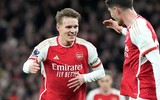 ‘Nhân tố lạ’ giúp Arsenal chiếm ngôi đầu Ngoại hạng Anh 