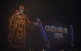 Người dân Thủ đô chào đón năm mới trong màn trình diễn nghệ thuật ánh sáng
