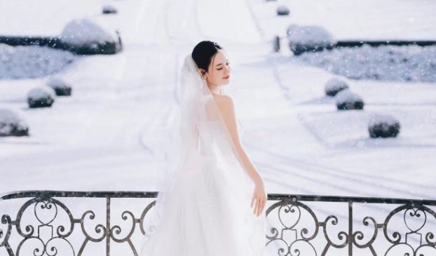 Midu 'nhá hàng' ảnh cưới đẹp như mơ tại Pháp