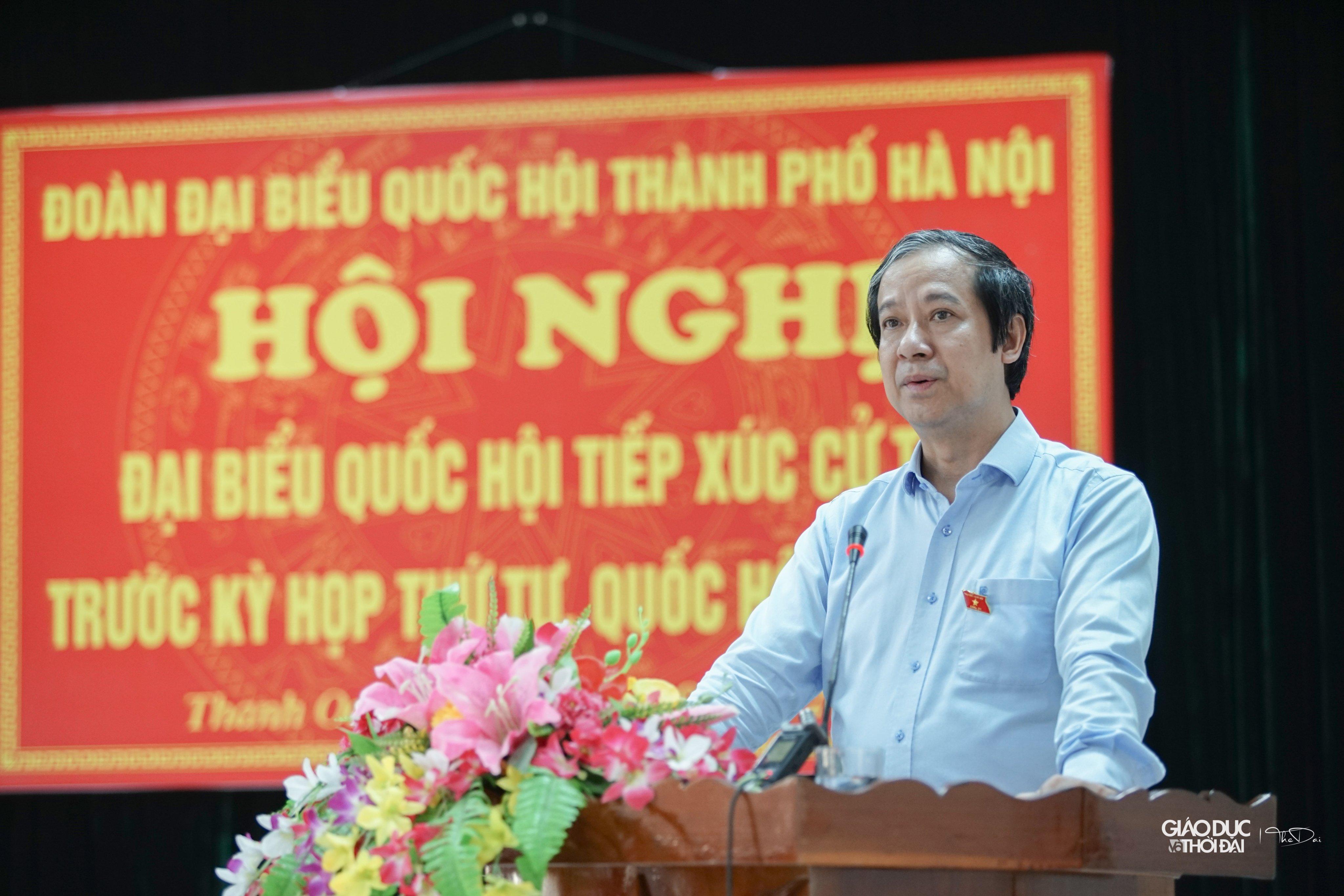 Bộ trưởng Bộ GD&ĐT Nguyễn Kim Sơn phát biểu tại Hội nghị đại biểu quốc hội tiếp xúc cử tri trước kỳ họp thứ 4, Quốc hội khóa XV.