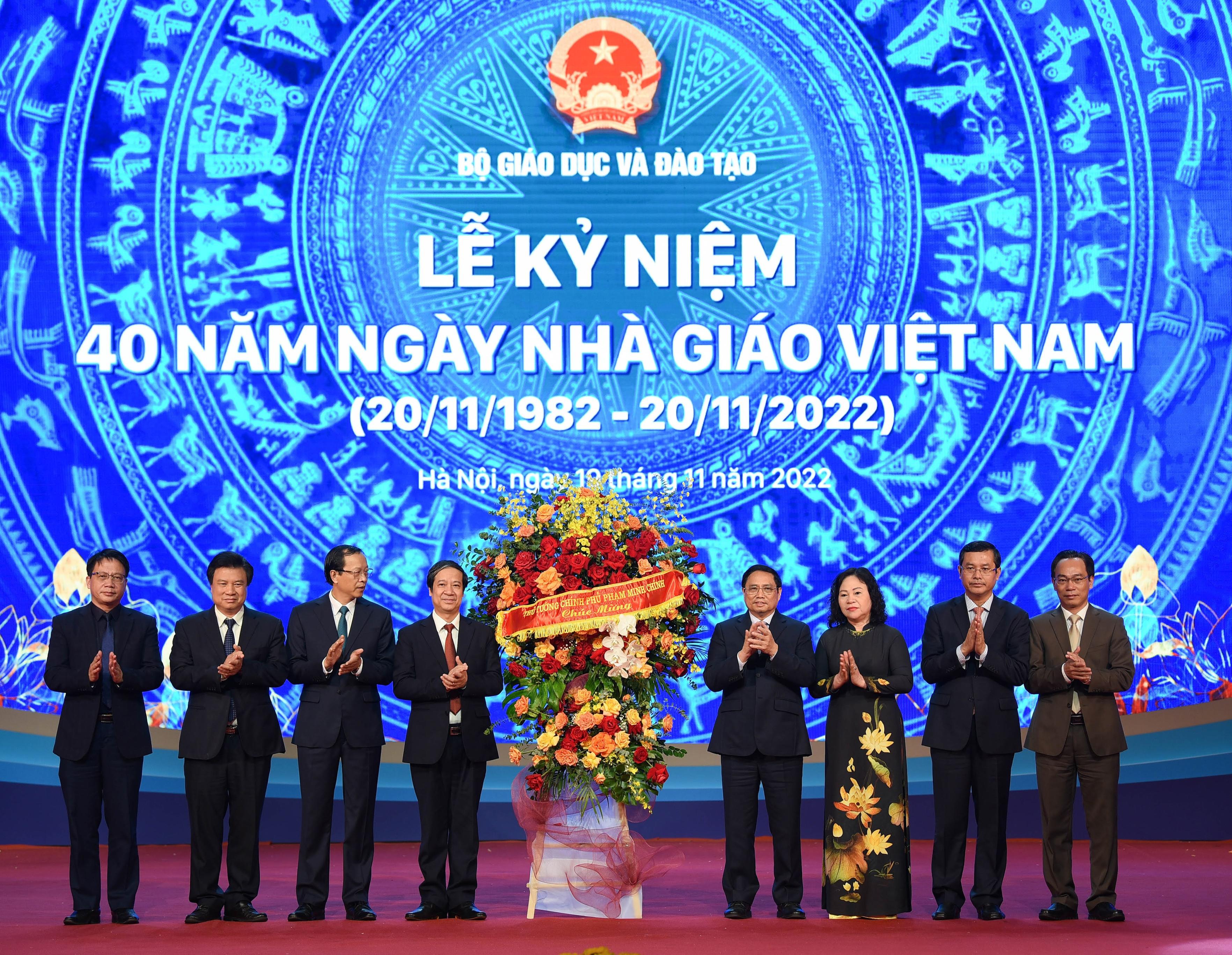 Đại lễ kỷ niệm 40 năm ngày Nhà giáo Việt Nam 