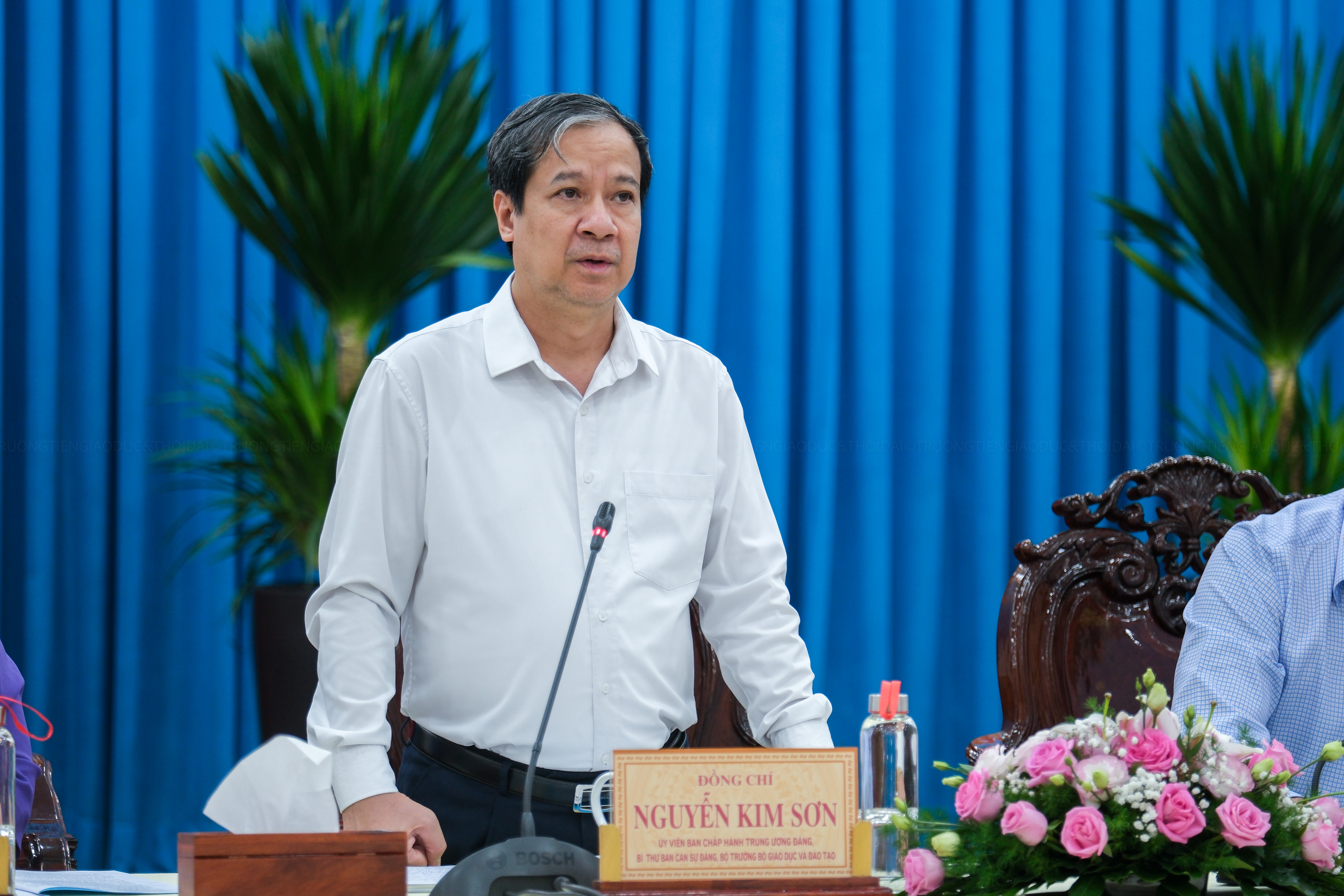 Bộ trưởng Bộ GD&ĐT Nguyễn Kim Sơn phát biểu chỉ đạo tại buổi làm việc. ảnh 1