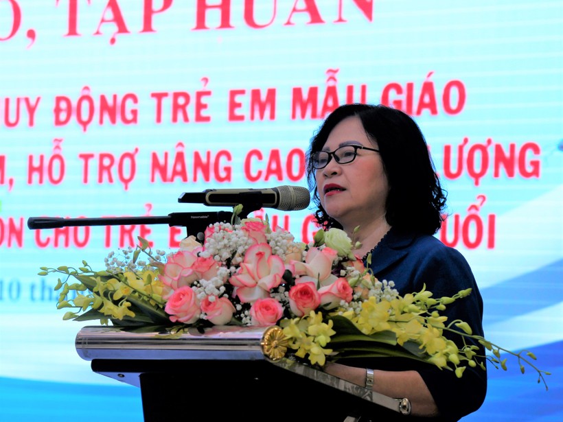 Thứ trưởng Ngô Thị Minh phát biểu tại Hội thảo.