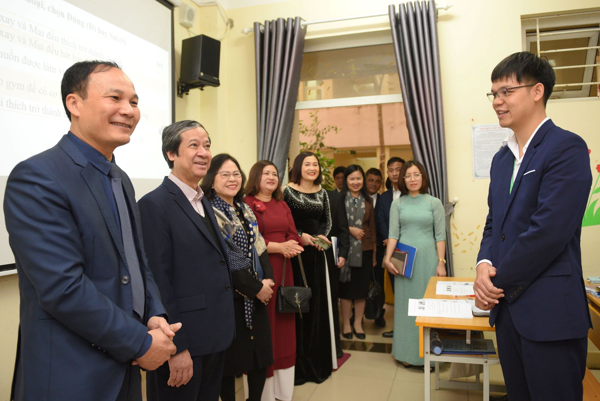 Bộ trưởng Nguyễn Kim Sơn và đoàn công tác trong chuyến thăm, làm việc tại Trường Hữu Nghị T78.
