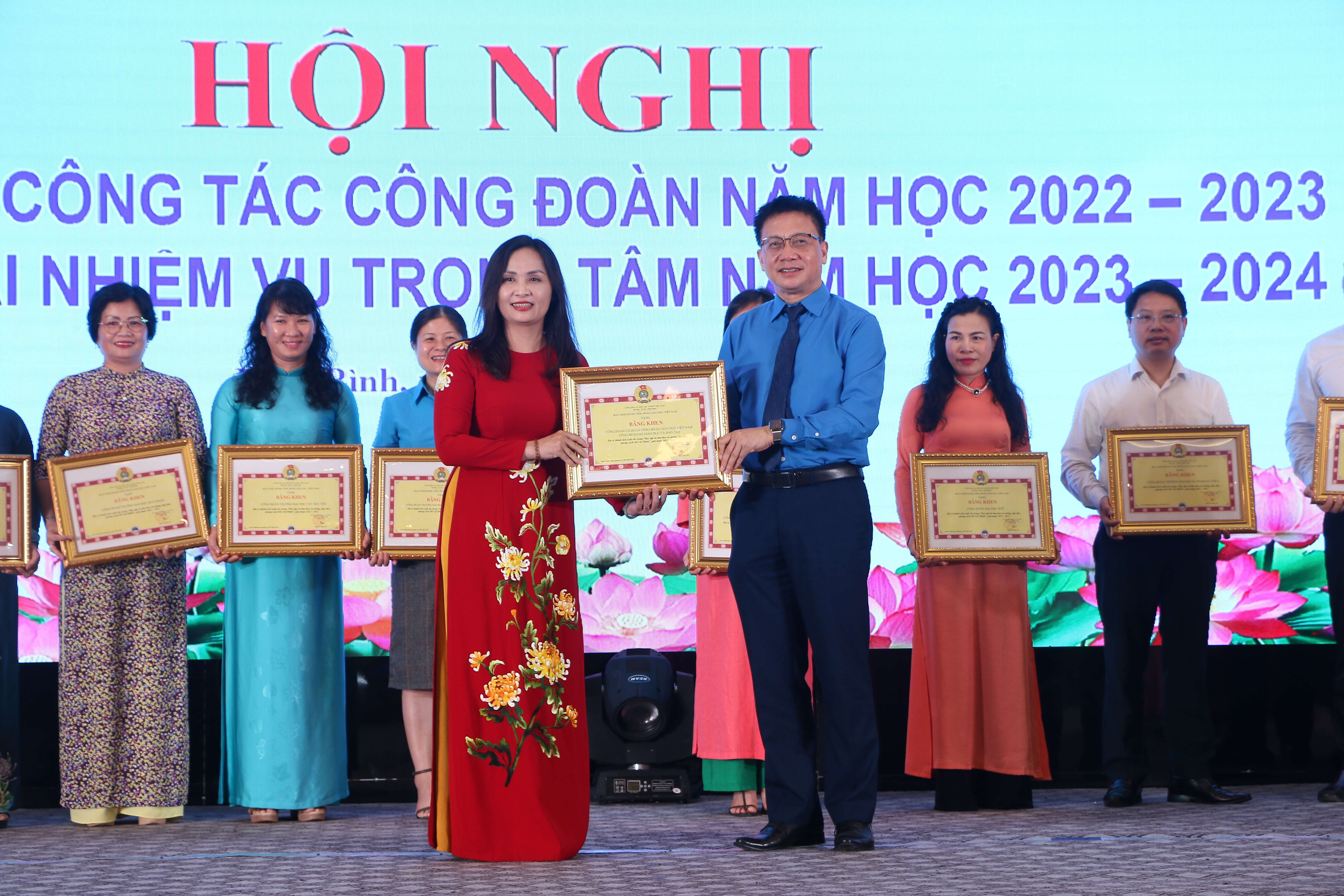 Công đoàn Giáo dục Việt Nam triển khai nhiệm vụ trọng tâm năm học 2023-2024 ảnh 9