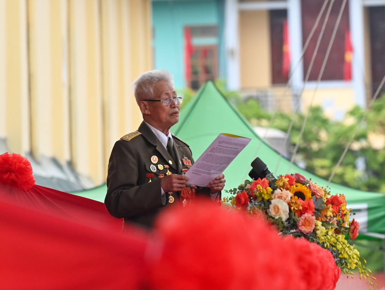 Ông Phạm Đức Cư - Cựu chiến sĩ Điện Biên phát biểu tại lễ kỷ niệm.