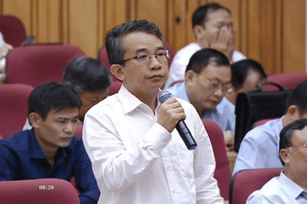 Ông Hà Văn Trọng- Giám đốc Sở Tài chính trả lời tại Kỳ họp HĐND tỉnh lần thứ 8: "Không cấp kinh phí là do các trung tâm hoạt động không hiệu quả" (?!)