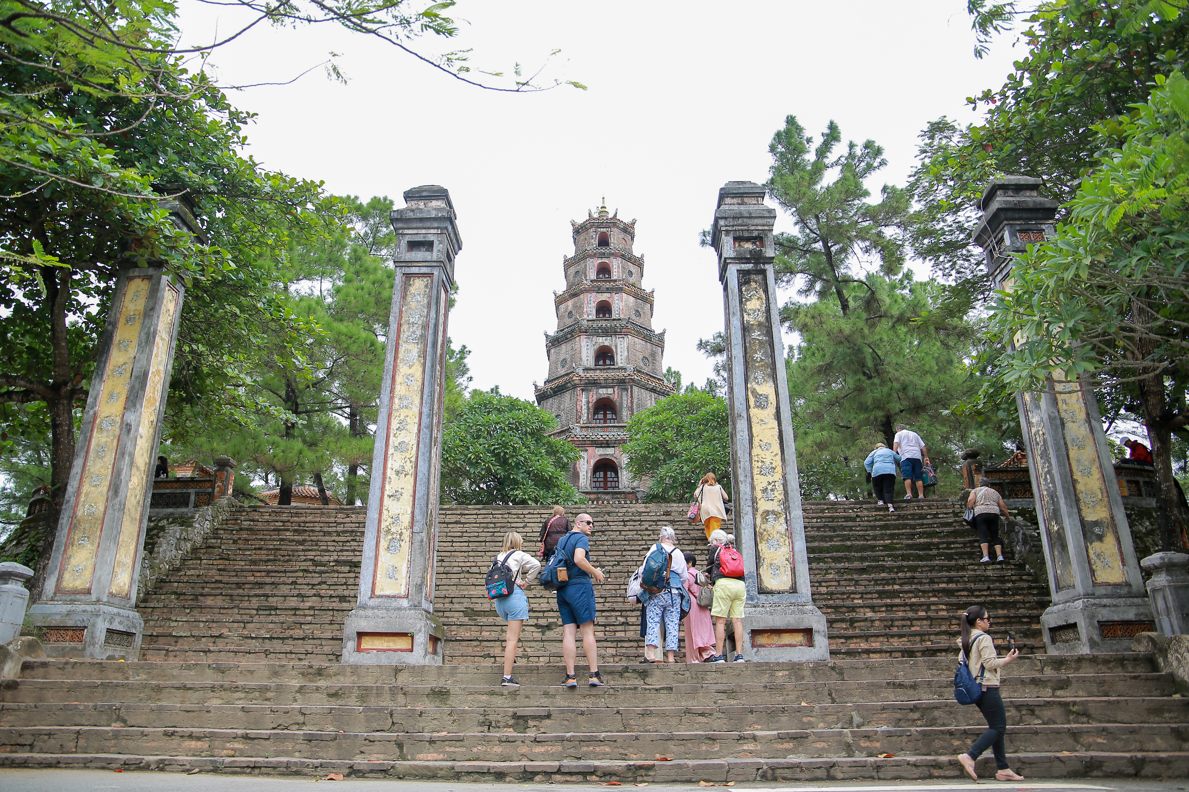 Độc đáo kiến trúc chùa Thiên Mụ hơn 400 năm tuổi bậc nhất xứ Huế.