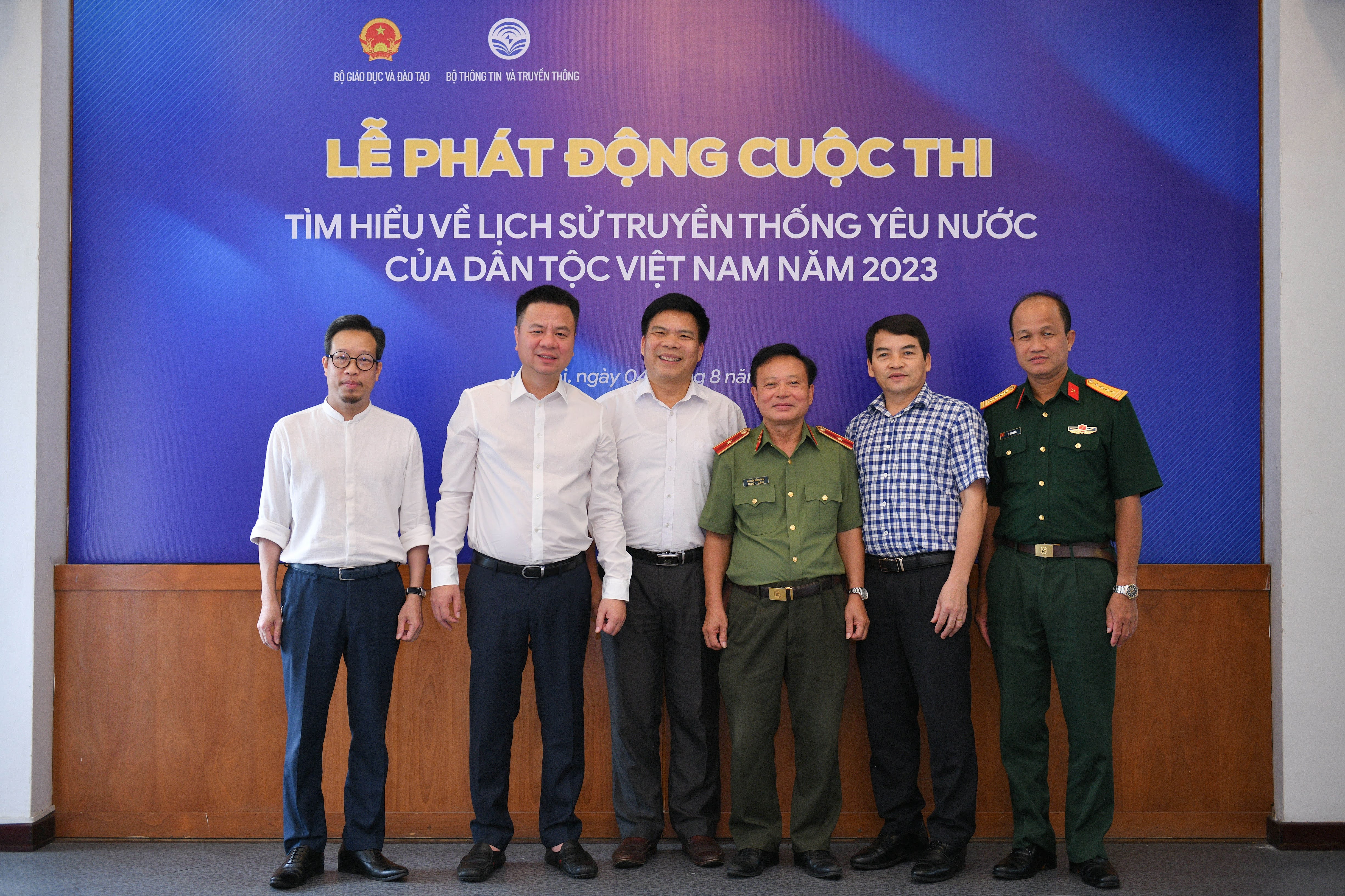 Các đại biểu dự Lễ phát động cuộc thi “Tìm hiểu về lịch sử truyền thống yêu nước của dân tộc Việt Nam” năm 2023.