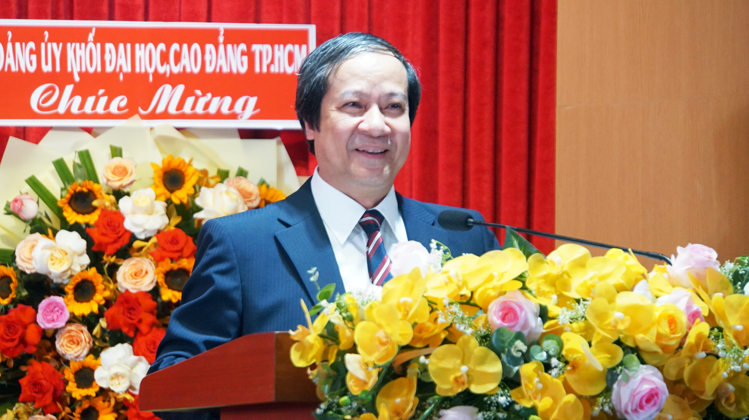 Bộ trưởng Nguyễn Kim Sơn phát biểu tại buổi lễ. Ảnh: Mạnh Tùng