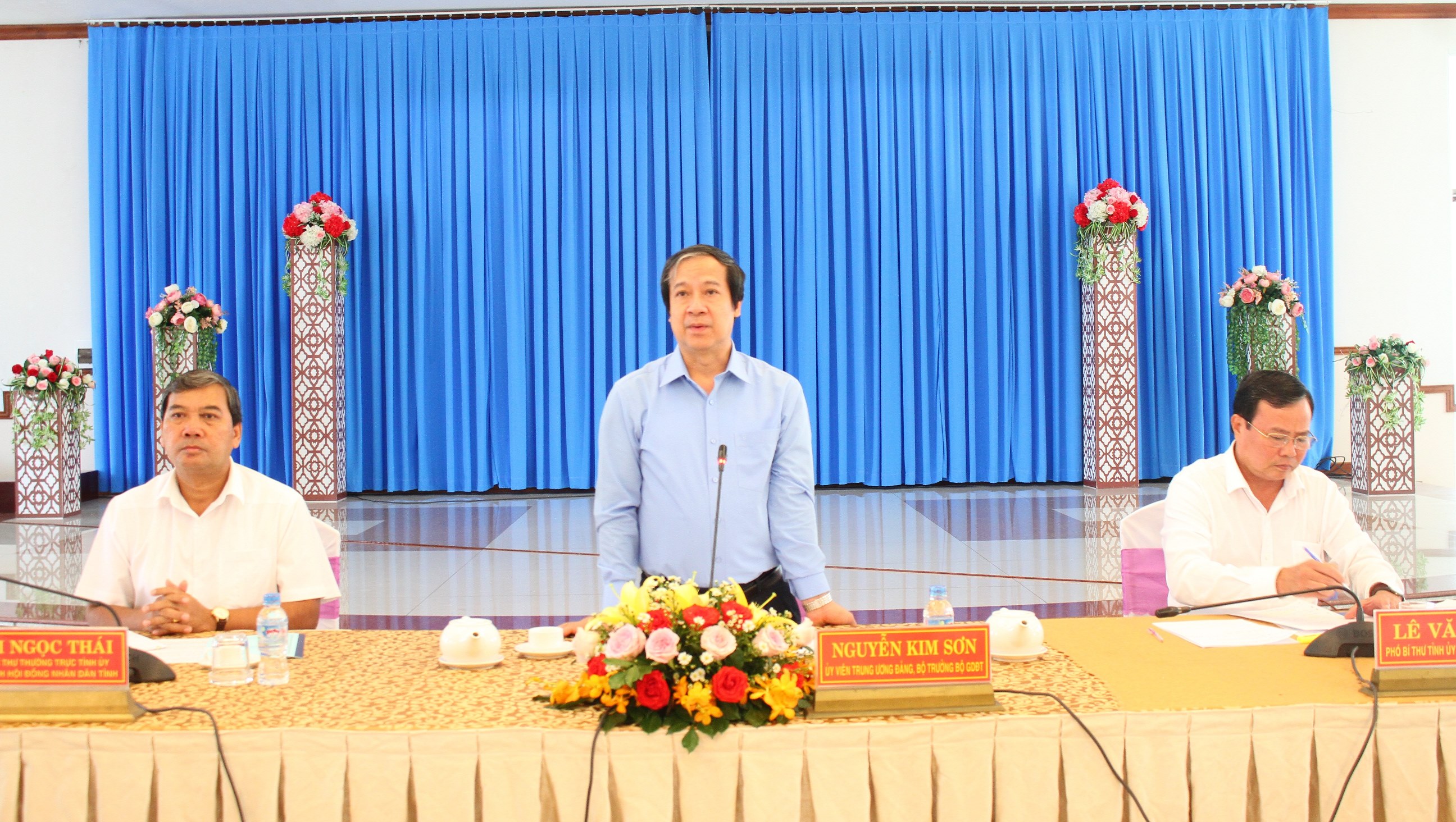 Bộ trưởng Nguyễn Kim Sơn phát biểu tại cuộc làm việc.