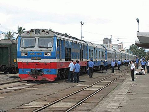 Nhiều cán bộ ngành đường sắt Việt Nam bị tạm đình chỉ công tác (Ảnh: Internet) 