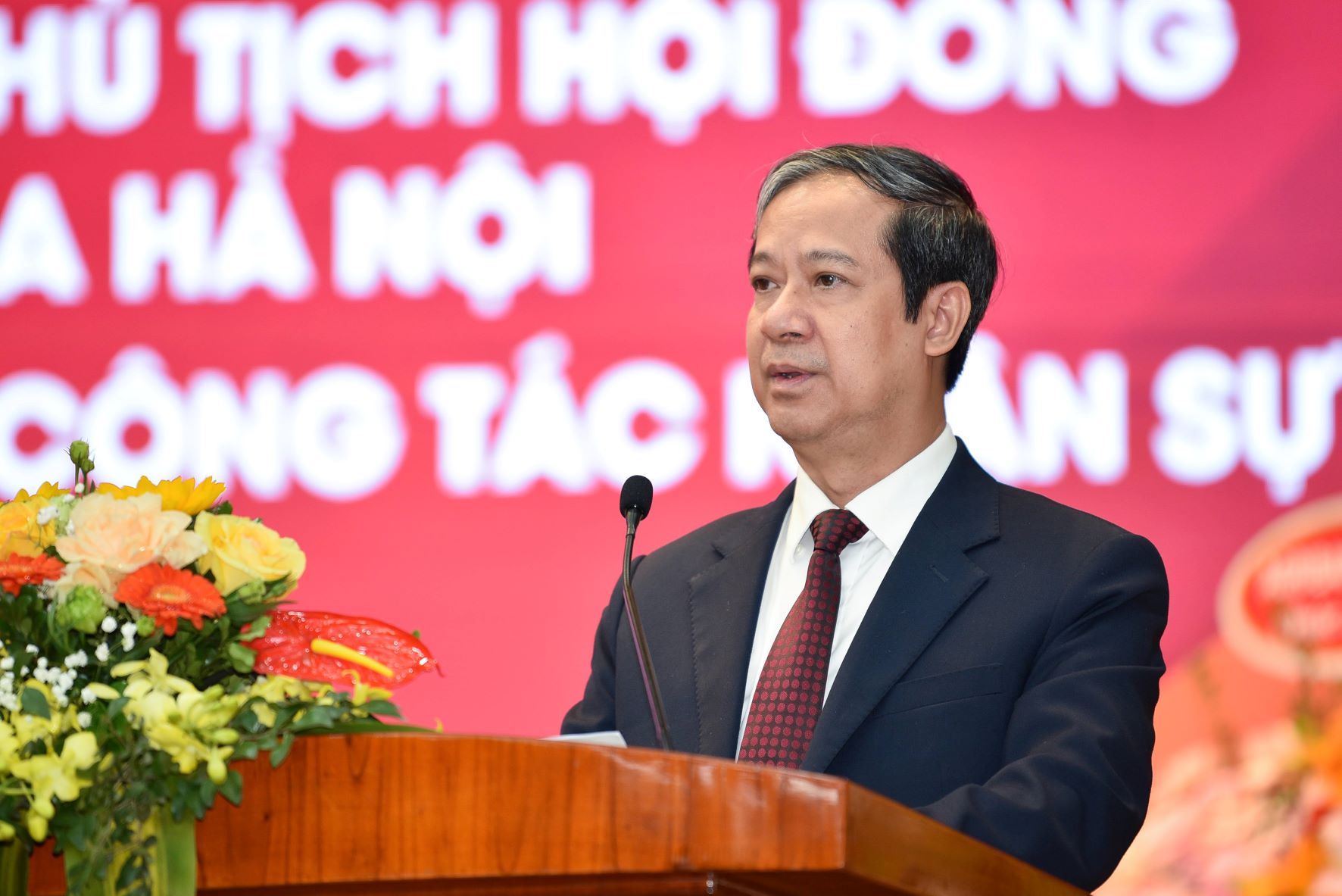 Bộ trưởng Bộ GD&ĐT Nguyễn Kim Sơn phát biểu tại Đại học Bách khoa Hà Nội sáng 17/3.