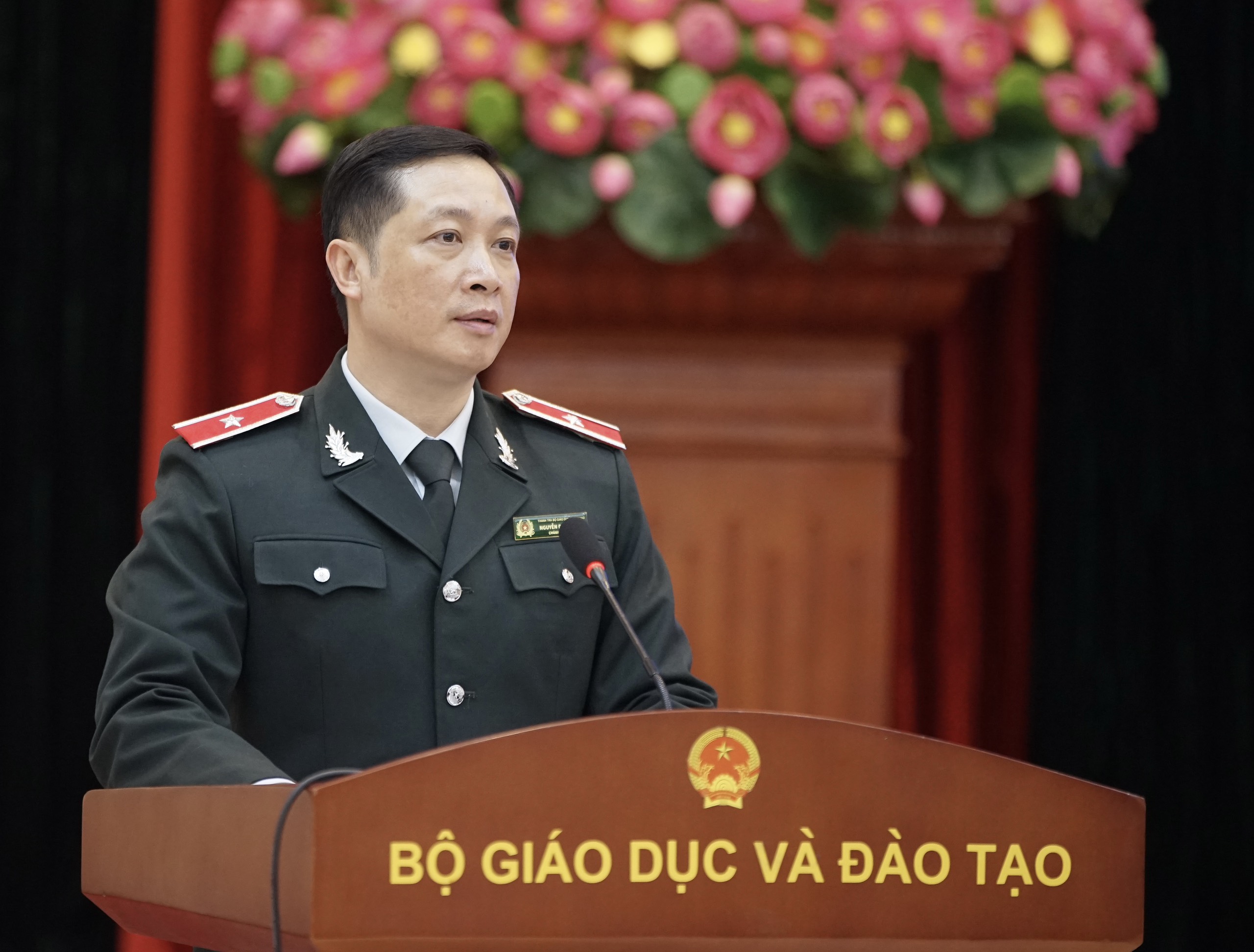 Chánh Thanh tra Bộ GD&ĐT Nguyễn Đức Cường báo cáo kết quả thực hiện nhiệm vụ năm 2023 và phương hướng năm 2024.