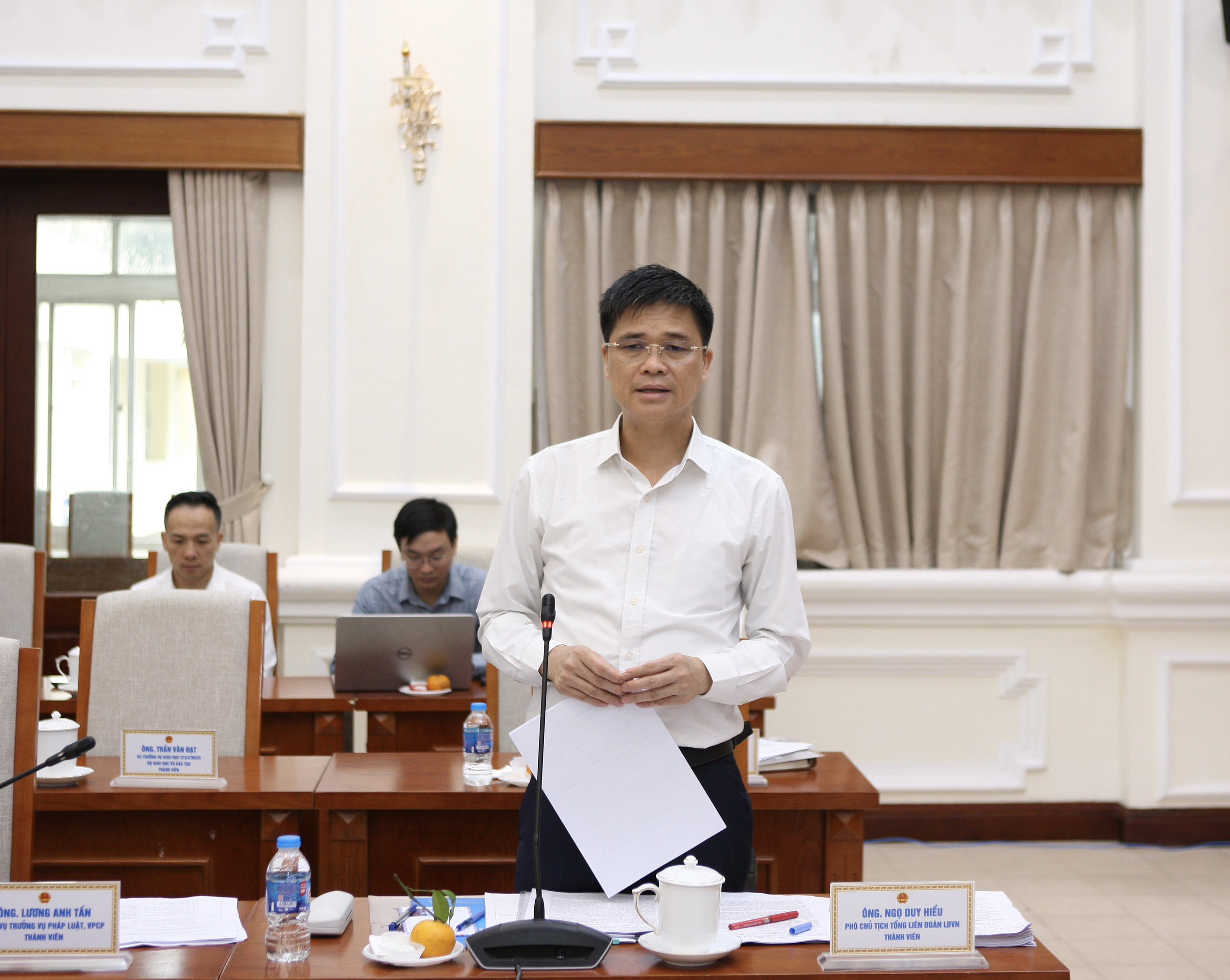 Ông Ngọ Duy Hiểu, Phó Chủ tịch Tổng Liên đoàn Lao động Việt Nam phát biểu.