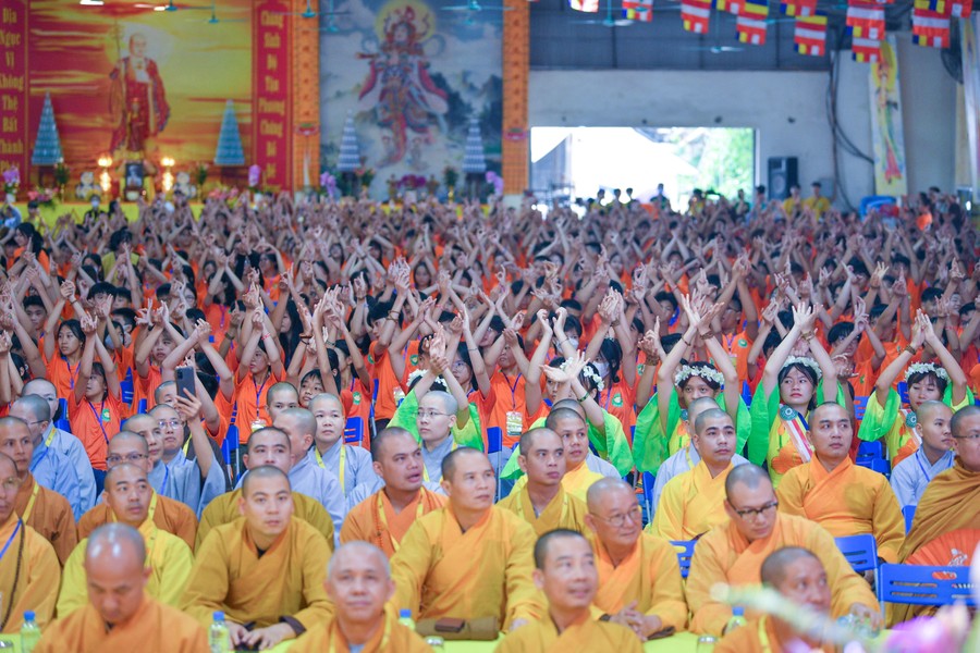 Gần 2.000 bạn trẻ tham dự hội trại “Hào Khí Thăng Long” lần II