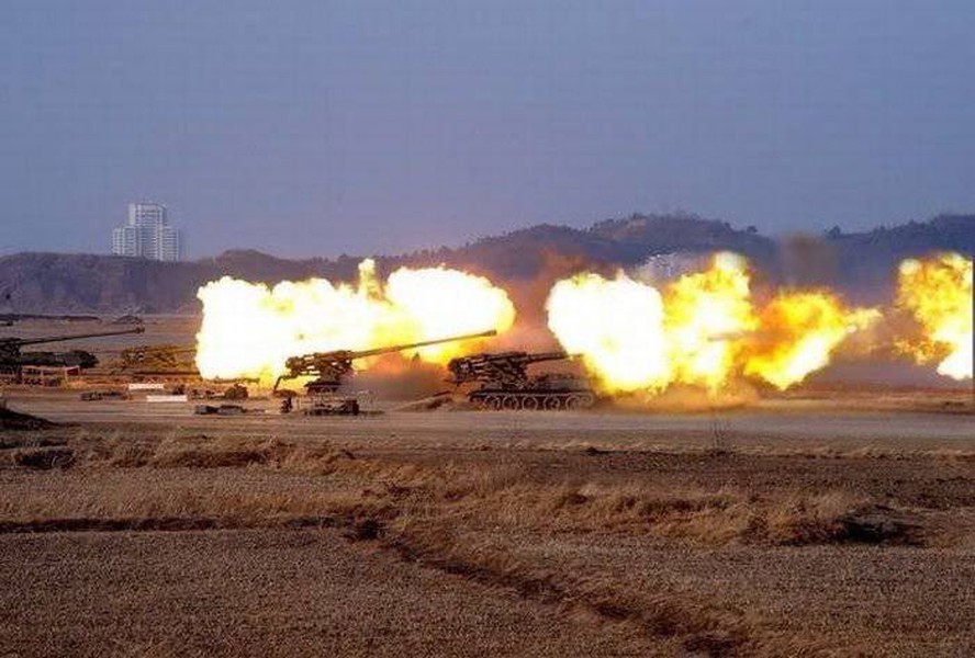 Pháo tự hành 'khủng nhất' Triều Tiên bắn mục tiêu cách xa 60 km