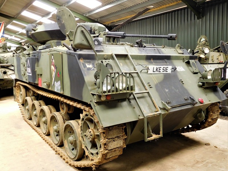 Xe bọc thép FV432 của Anh tham chiến