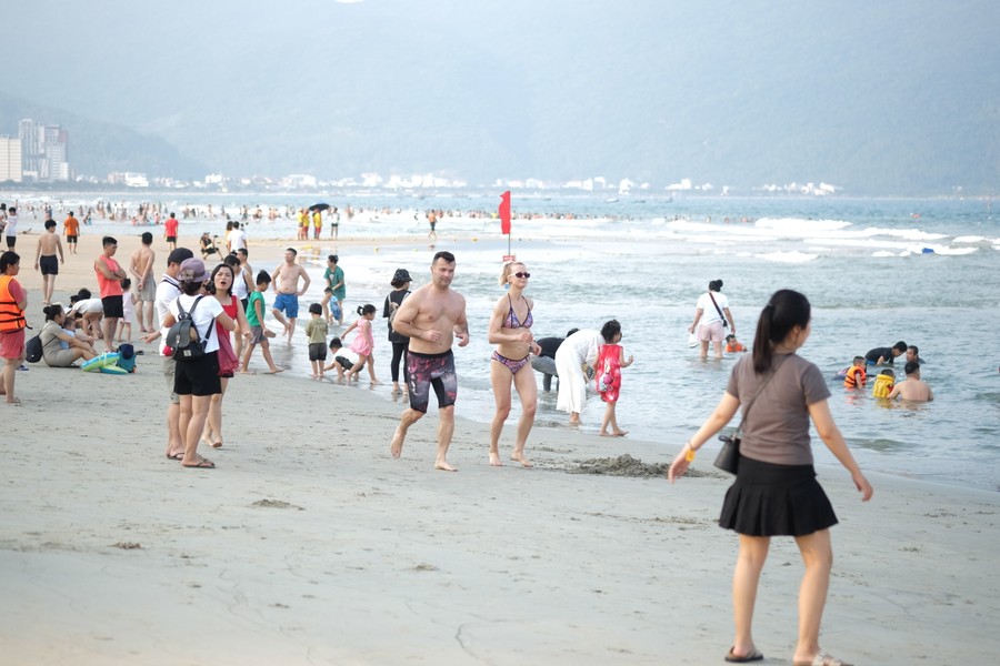 Sôi nổi các chương trình ‘Mùa du lịch biển Đà Nẵng 2024'
