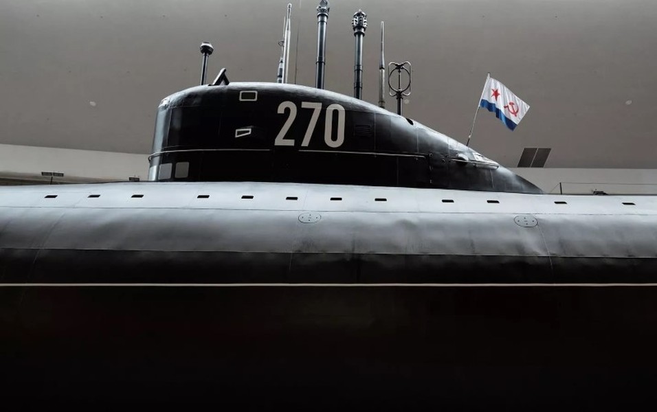 Chùm ảnh công trình phục hồi tàu ngầm hạt nhân đầu tiên của Liên Xô 
