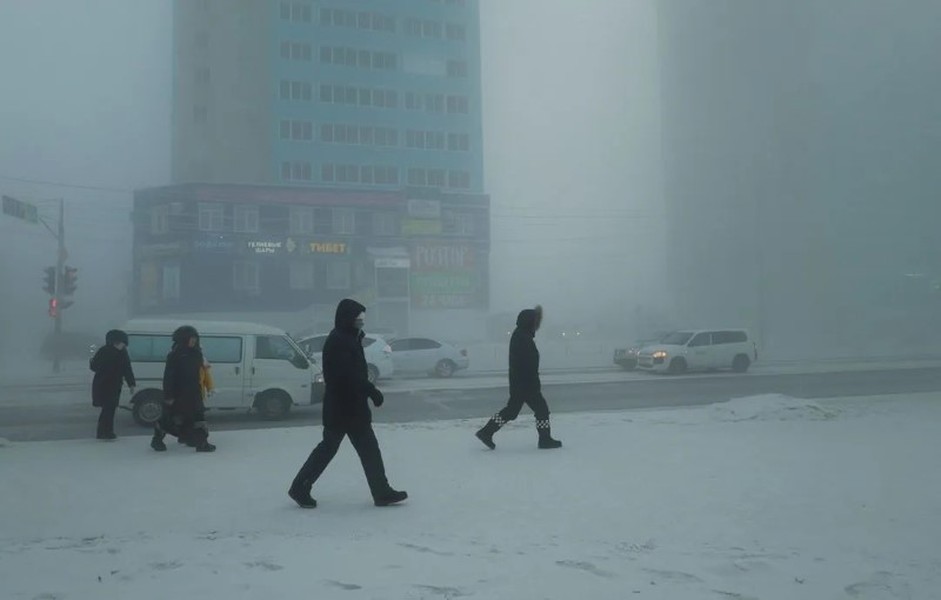 Chùm ảnh Siberia tê cóng khi nhiệt độ xuống -58 độ C 