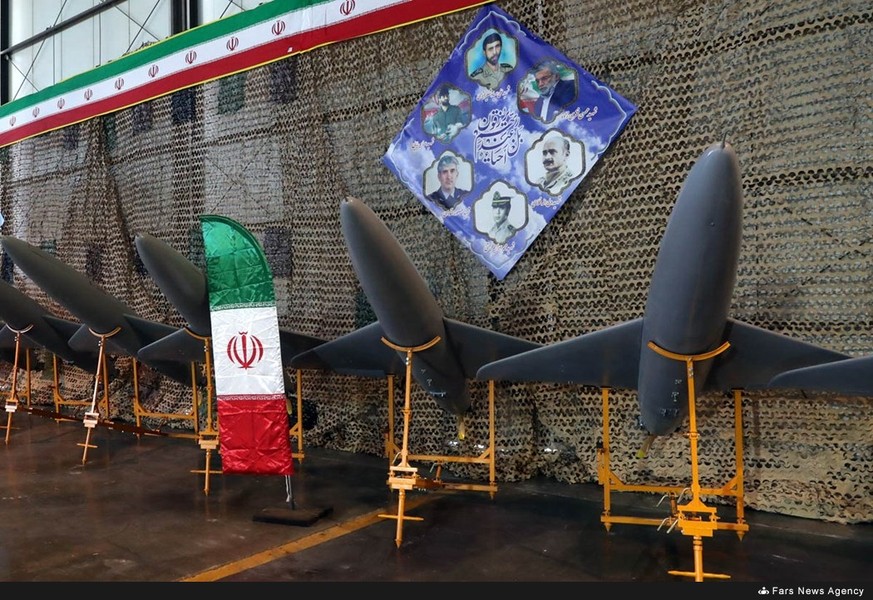 Chùm ảnh lượng lớn lượng lớn UAV chiến lược về tay quân đội Iran