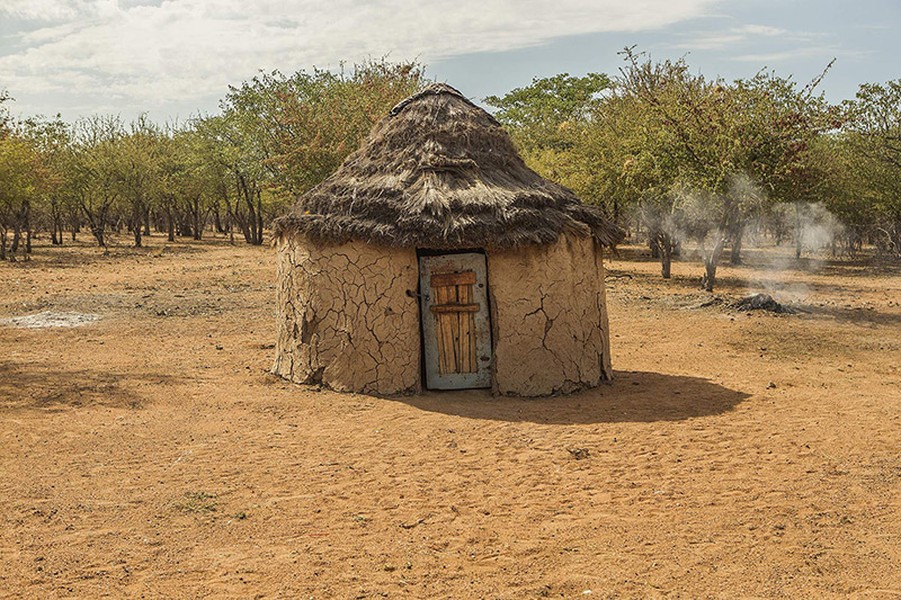 Chùm ảnh những đứa con của cát trong bộ lạc Himba