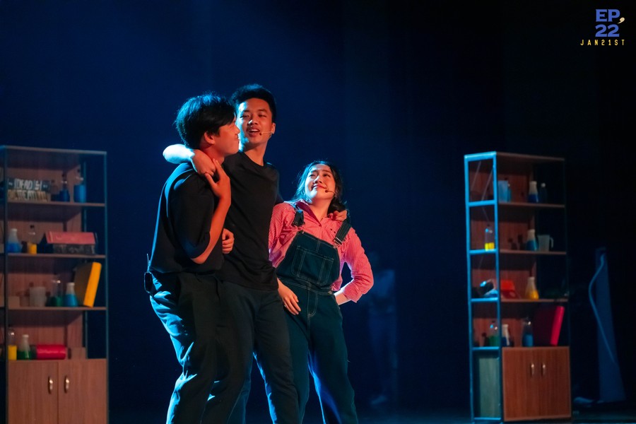 Học sinh Hà Nội thỏa mãn đam mê đam mê với kịch 