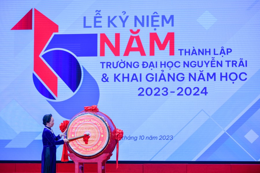 Trường ĐH Nguyễn Trãi kỷ niệm 15 năm thành lập và khai giảng năm học