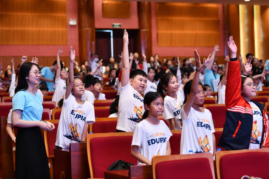 Hơn 22.000 học sinh tiểu học tham dự ' Vì Quảng Ninh giỏi tiếng Anh'