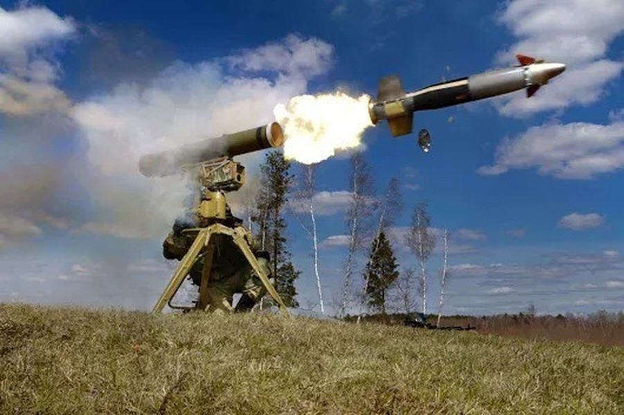 Tên lửa Kornet đánh bại mọi xe tăng phương Tây