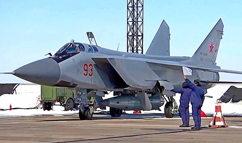 Bí mật tăng gấp đôi tiêm kích MiG-31 mang tên lửa Kinzhal?