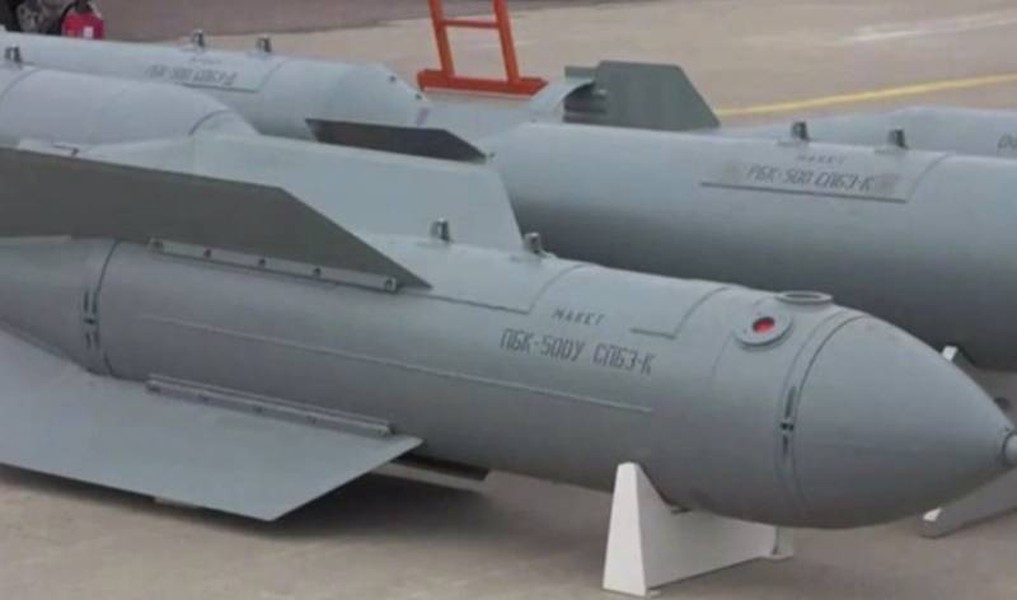 Nga chuẩn bị sản xuất hàng loạt bom chùm 'sát thủ tăng thiết giáp'