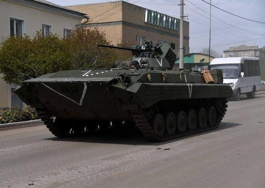Hàng loạt xe chiến đấu bộ binh BMP-1AM Basurmanin hiện đại hóa ra trận