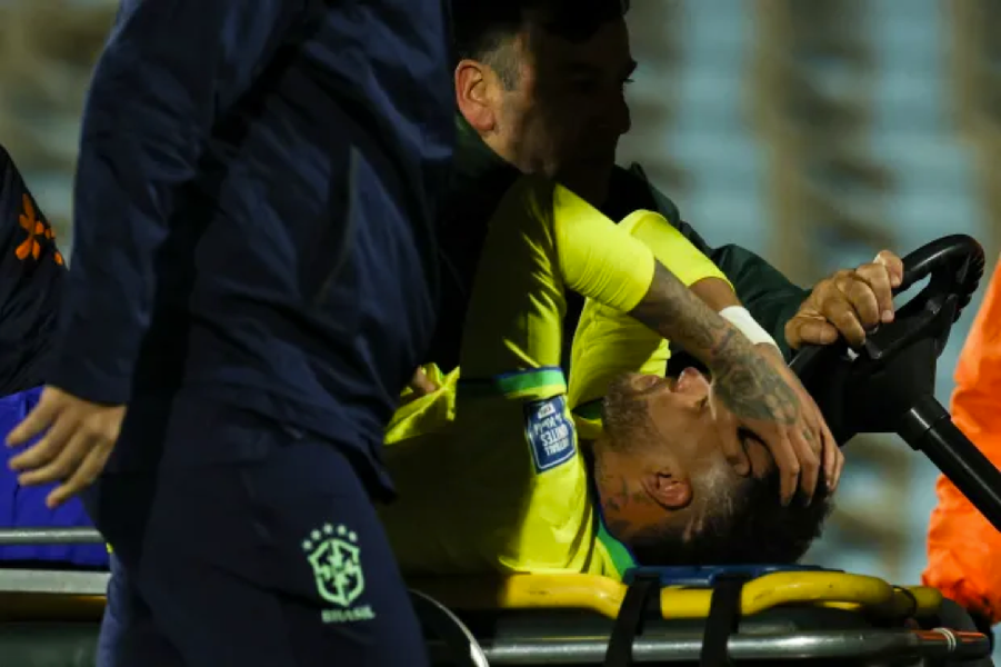 Neymar ‘báo tin sốc’ cho người hâm mộ 