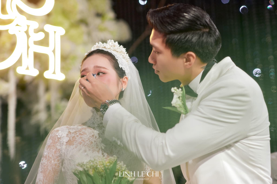 HLV Park Hang-seo và dàn ‘soái ca’ mừng đám cưới Đoàn Văn Hậu – Doãn Hải My
