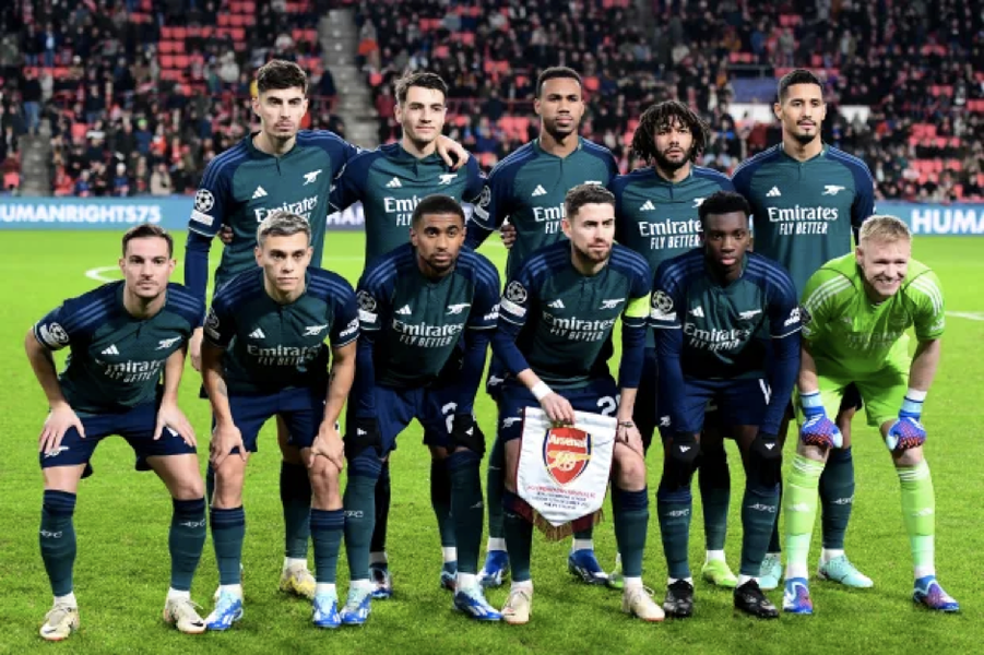 Arsenal gặp đối thủ khó chơi tại vòng 16 đội Champions League